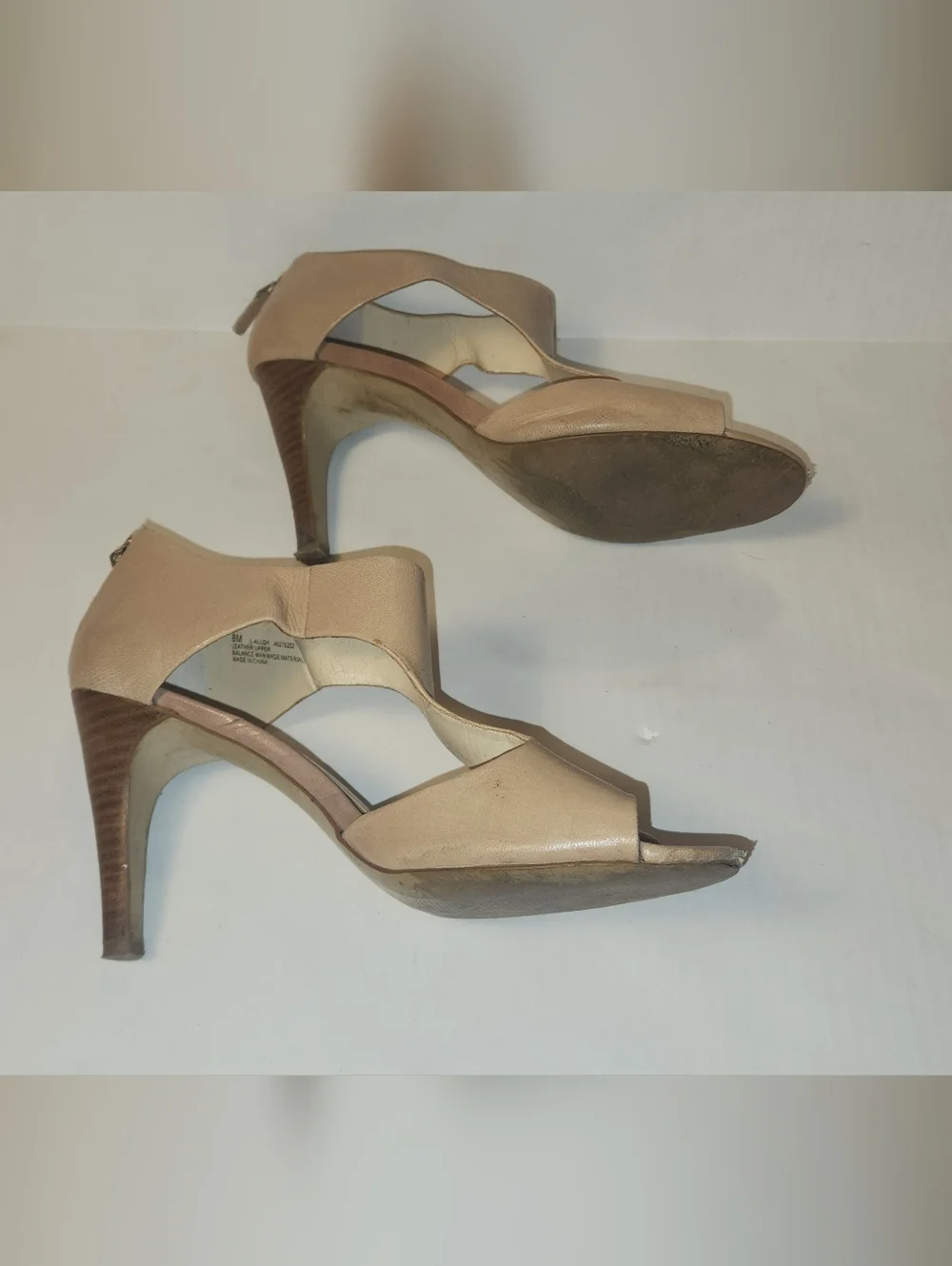 Franco Sarto Alloy Nude Leather Peep-Toe T-strap High Heels Sandals 8